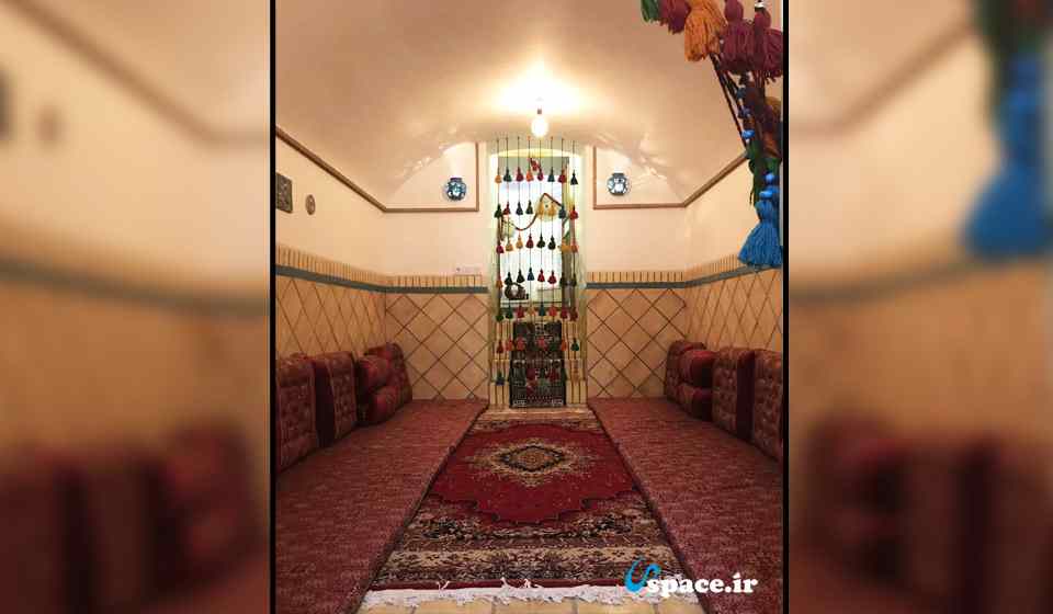 اتاق اقامتگاه بوم گردی خانه سنتی کیان مهریز یزد